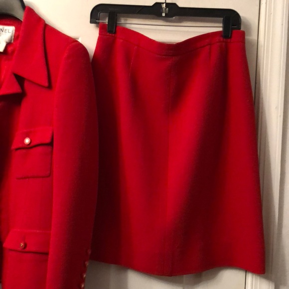 Chanel suit vintage ✅Sold✅ - Picture 2 of 9